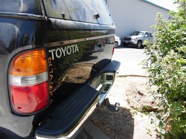 2001 TOYOTA TACOMA LIMITED 4 DOOR TRD OFF ROAD BLACK 3.4 AT 4WD Stock # Z19680